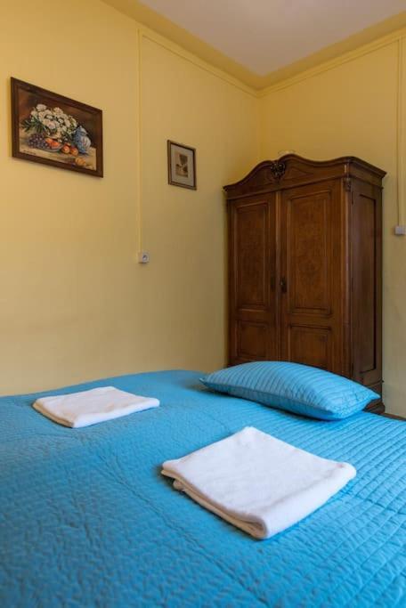 Big Cosy Retro Apt, Free Parking, 15Min Oldtown & Kazimierz - By Homelike Krakau Buitenkant foto