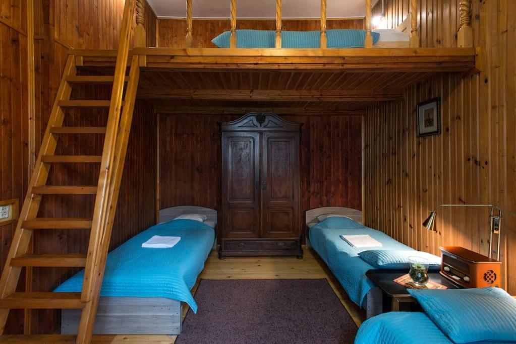 Big Cosy Retro Apt, Free Parking, 15Min Oldtown & Kazimierz - By Homelike Krakau Buitenkant foto