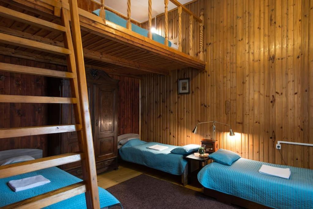 Big Cosy Retro Apt, Free Parking, 15Min Oldtown & Kazimierz - By Homelike Krakau Buitenkant foto